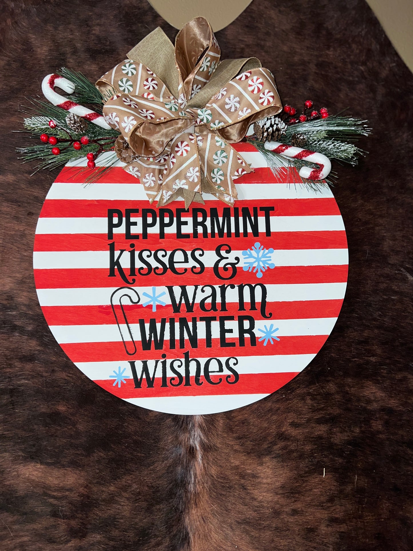 Peppermint Kisses Door Hanger