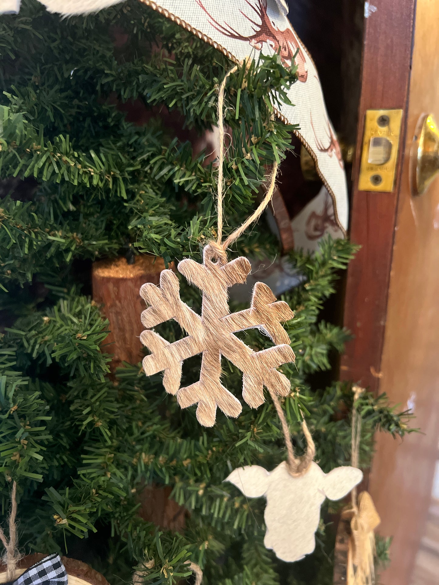 Genuine Cowhide Snowflake Ornament - Single - Assorted Hides